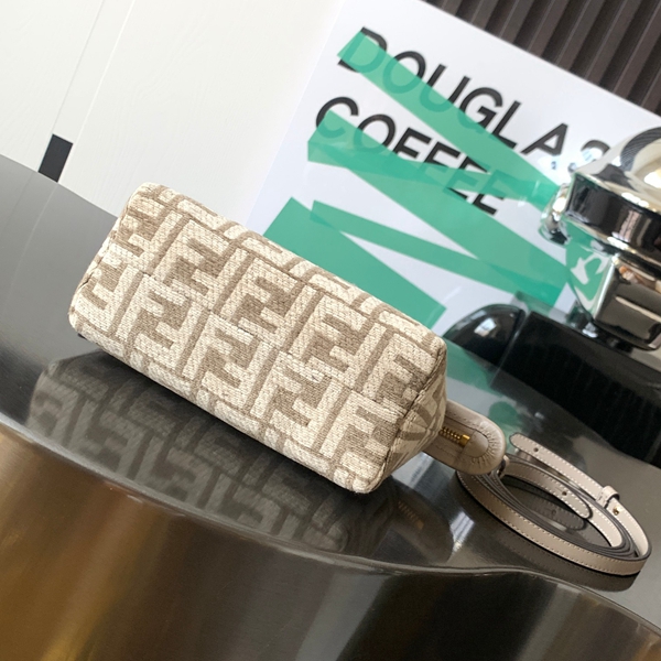 スーパーコピーブランドバッグ内部構造